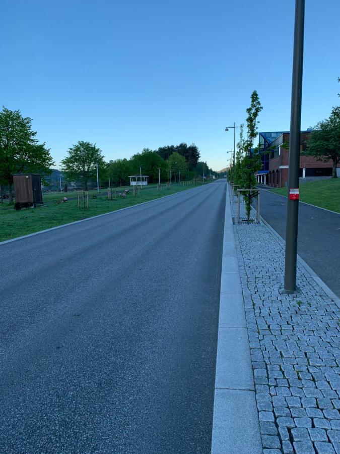 Husnes Sentrum Hotell Eksteriør billede